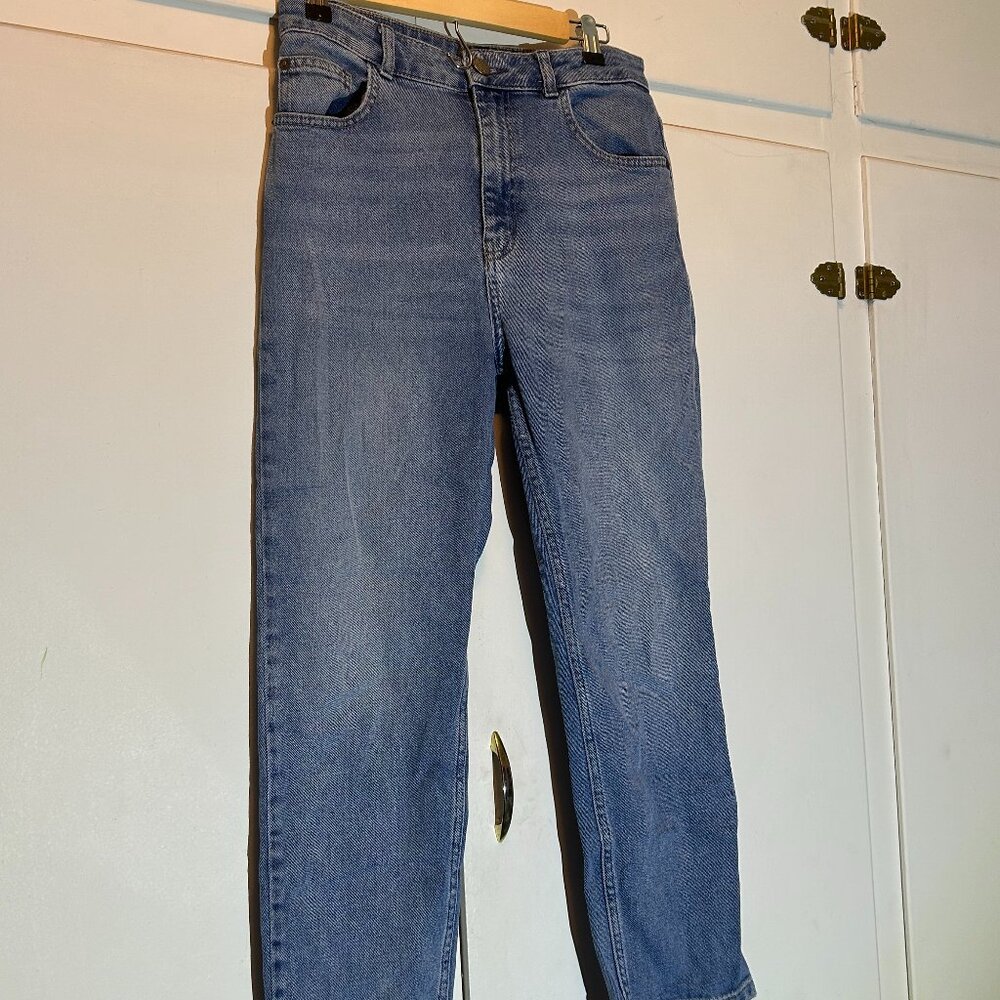 BDG Girlfriend Jeans - Picture 2 of 8